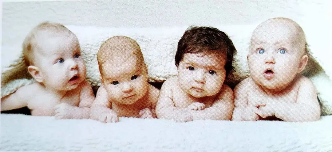0-2岁婴儿心理问&答：二胎到来，如何让大宝欣然接受二宝？